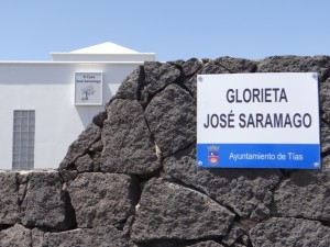 Glorieta José Saramago - placa